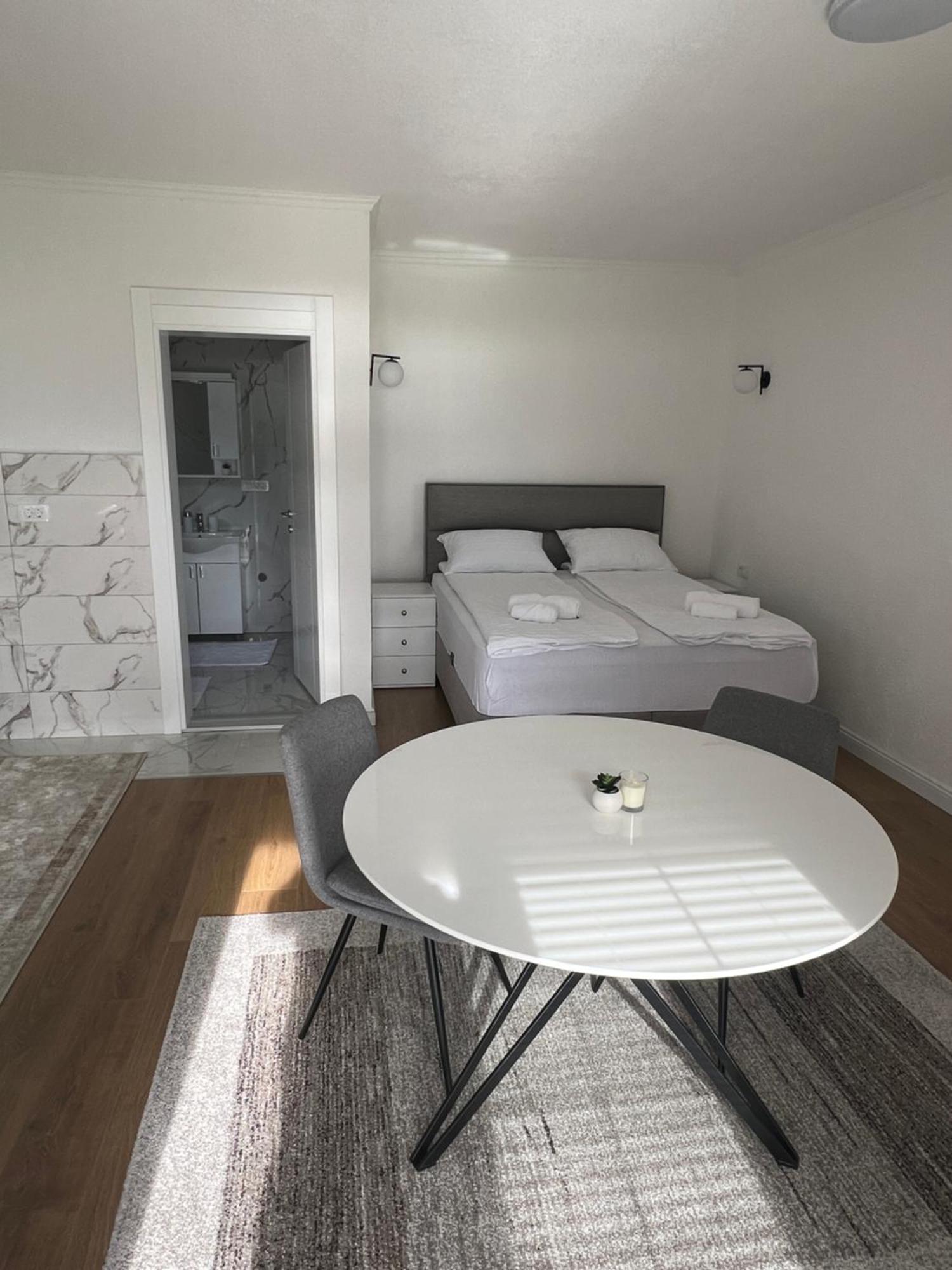 Saraapartmani Plav Ngoại thất bức ảnh